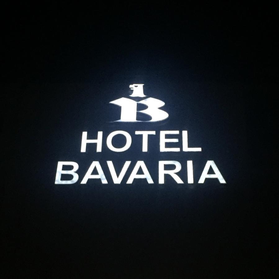 Hotel Bavaria พริสตีนา ภายนอก รูปภาพ